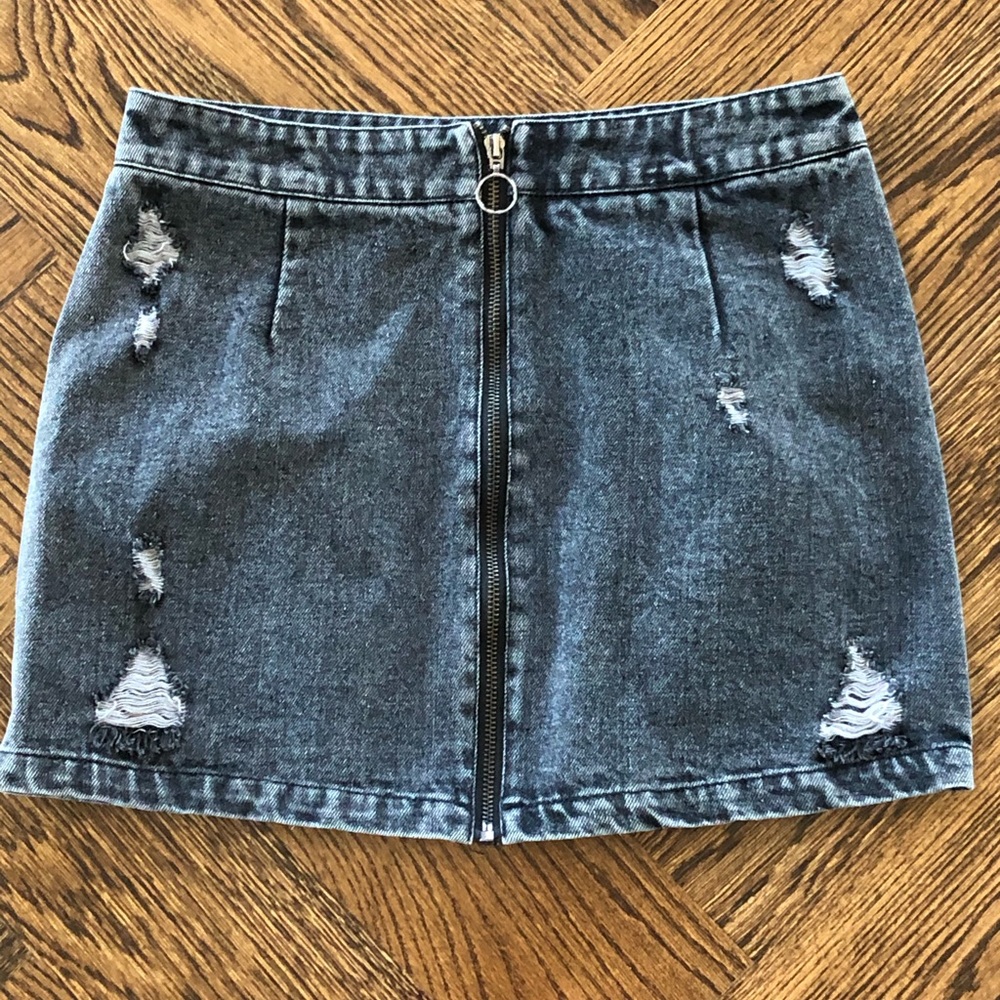 Storia Black Denim Skirt